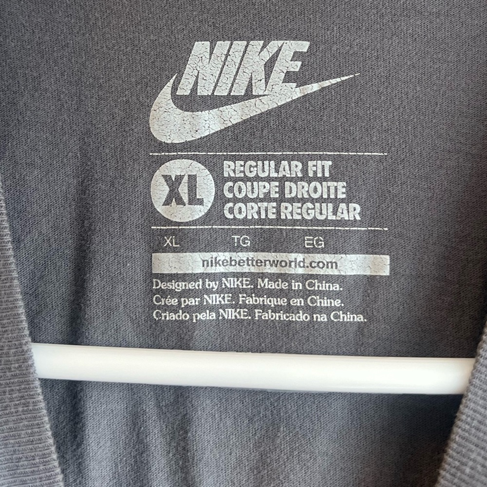 Nike Kevin Durant bow tie Tee XL - Picture 3 of 3